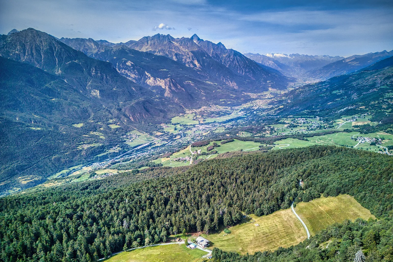 Lies - Mont Ros - Strada direzione Petit Antey