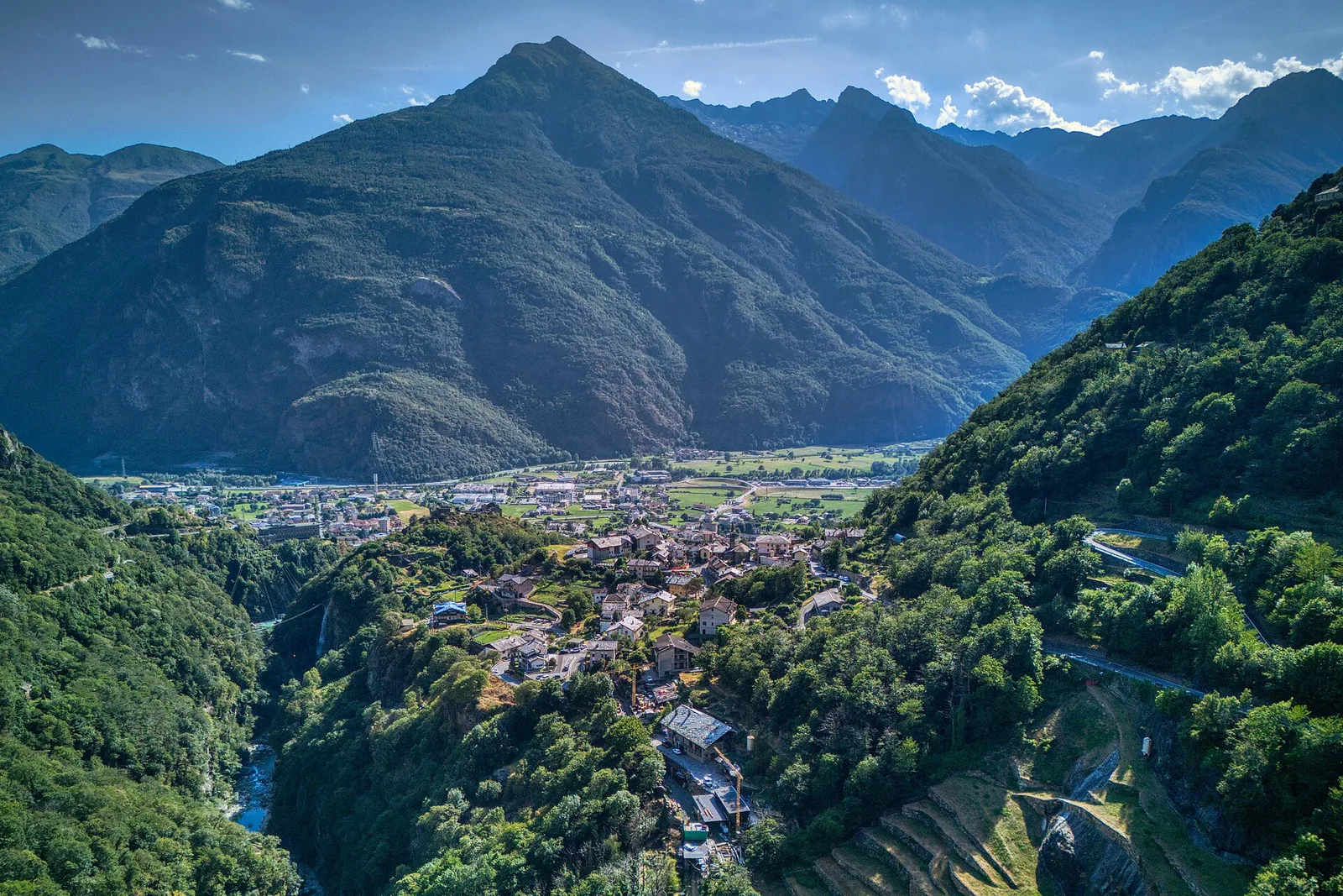 Tour d'Hereraz - Pont Morettaz - Perloz